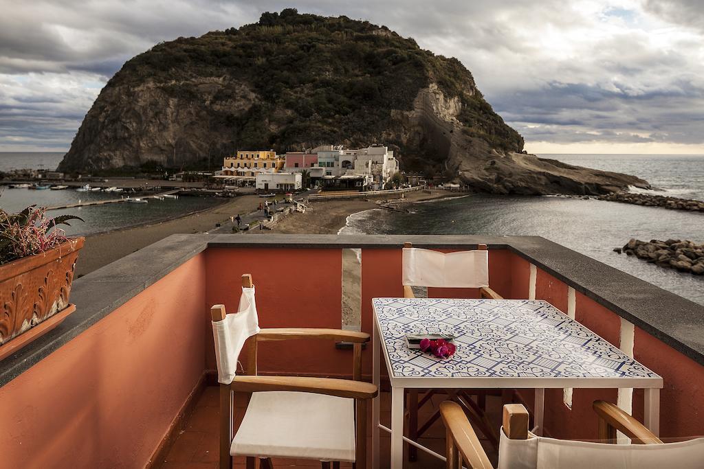 Appartamenti Le Pleiadi - Sant'Angelo D'Ischia Oda fotoğraf