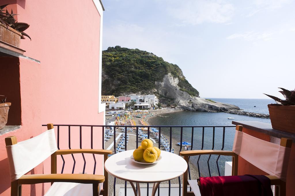 Appartamenti Le Pleiadi - Sant'Angelo D'Ischia Oda fotoğraf