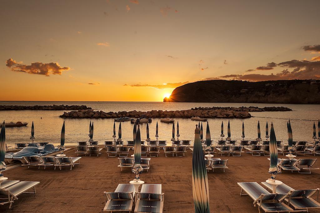 Appartamenti Le Pleiadi - Sant'Angelo D'Ischia Dış mekan fotoğraf